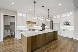 5439 Woodland Park Dr, College Station, TX 77845 - Photo 9