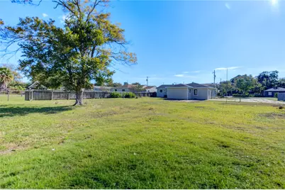 3020 2nd Avenue N, Texas City, TX 77590 - Photo 43