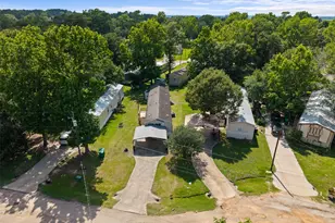 13053 Oak Manor Ct, Willis, TX 77318 - Photo 3