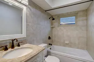 6310 Autumn Arbor Dr, Houston, TX 77092 - Photo 11