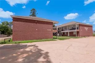 600 Palm St, Huntsville, TX 77340 - Photo 17