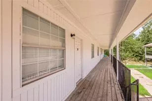 600 Palm St, Huntsville, TX 77340 - Photo 1