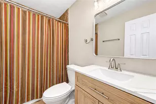 11605 Strom, Dickinson, TX 77539 - Photo 29