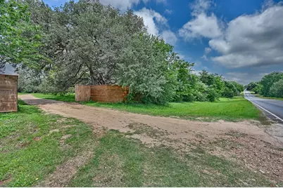 810 Highway 237, Burton, TX 77835 - Photo 5