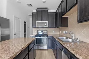 17046 Amarose Dr, Houston, TX 77090 - Photo 7