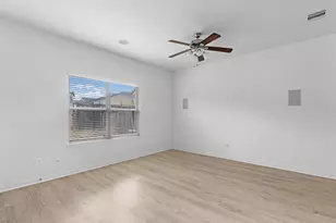 17046 Amarose Dr, Houston, TX 77090 - Photo 5