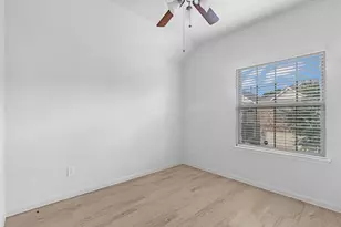 17046 Amarose Dr, Houston, TX 77090 - Photo 15