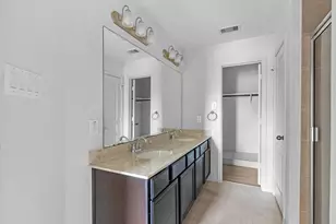 17046 Amarose Dr, Houston, TX 77090 - Photo 13