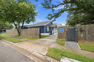 1602 Luzon St, Houston, TX 77009 - Photo 3