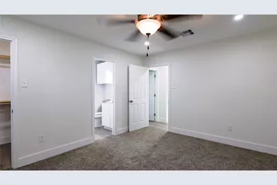 1413 N Avenue R, Freeport, TX 77541 - Photo 13