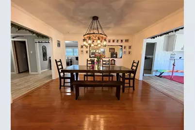 907 E Magnolia Street, Angleton, TX 77515 - Photo 9