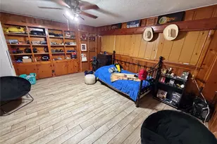 907 E Magnolia St, Angleton, TX 77515 - Photo 23