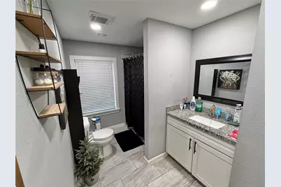 907 E Magnolia Street, Angleton, TX 77515 - Photo 25