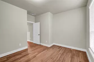 411 S Amherst Dr, West Columbia, TX 77486 - Photo 31