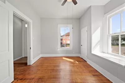 2015 36th Street, Galveston, TX 77550 - Photo 5