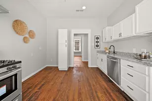 2015 36th St, Galveston, TX 77550 - Photo 9