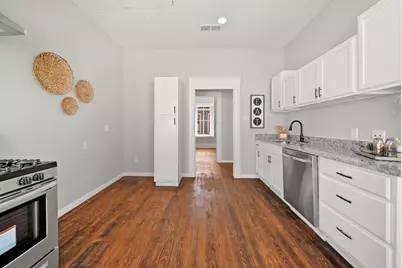 2015 36th Street, Galveston, TX 77550 - Photo 9