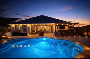 211 Brazos Dr, Baytown, TX 77523 - Photo 3