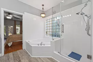 8107 Tiger Ln, Houston, TX 77040 - Photo 31
