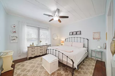 316 W Lang Street, Alvin, TX 77511 - Photo 11