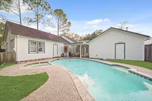 316 W Lang St, Alvin, TX 77511 - Photo 21