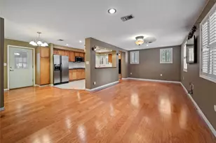 10702 River Oaks Dr, Conroe, TX 77385 - Photo 3