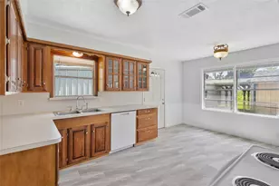 515 2nd St, Humble, TX 77338 - Photo 19