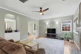 2114 Gentryside Dr, Houston, TX 77077 - Photo 11