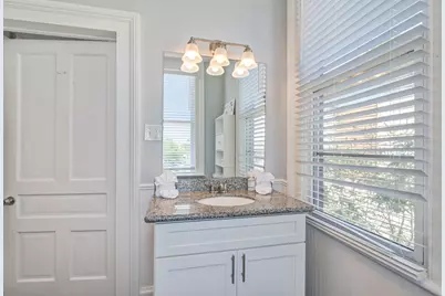811 24th Street, Galveston, TX 77550 - Photo 31