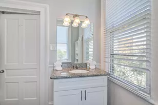 811 24th St, Galveston, TX 77550 - Photo 31