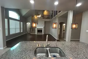 7936 Lake Commons Dr, Rosenberg, TX 77469 - Photo 13