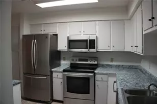 6601 Sands Point Dr, Houston, TX 77074 - Photo 9