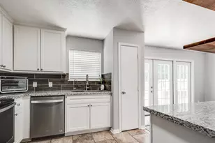 16330 Many Trees Ln, Conroe, TX 77302 - Photo 11