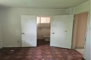 4806 Grapevine St, Houston, TX 77045 - Photo 13