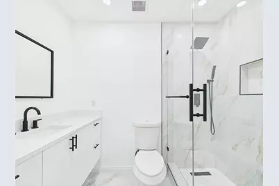 2002 Jones Street, Rosenberg, TX 77471 - Photo 5