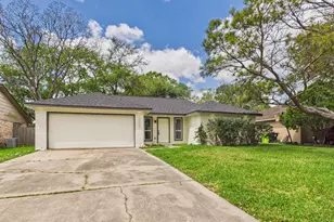 2002 Jones St, Rosenberg, TX 77471 - Photo 35