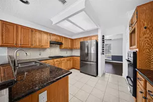 10215 Minturn Ln, Houston, TX 77064 - Photo 13