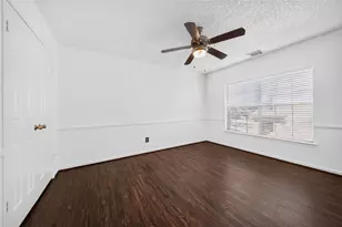 10215 Minturn Ln, Houston, TX 77064 - Photo 17