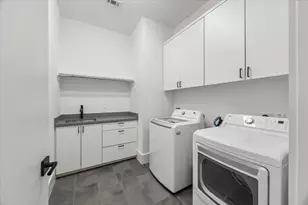 2705 Julian St, Houston, TX 77009 - Photo 49