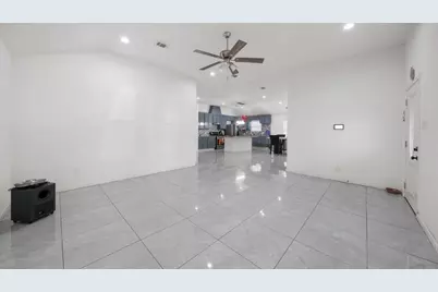 326 Cartersville Street, Houston, TX 77029 - Photo 11