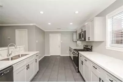 4838 Delano Street #B, Houston, TX 77004 - Photo 7