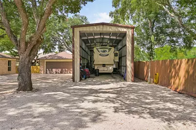 17003 County Road 127, Pearland, TX 77581 - Photo 11