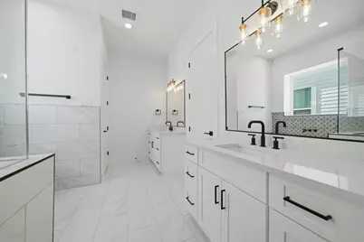 404 E 28th Street, Houston, TX 77008 - Photo 31