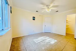 7419 San Morino Dr, Houston, TX 77083 - Photo 9
