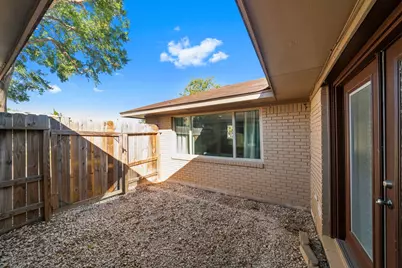 1723 Campbell Road, Houston, TX 77080 - Photo 21