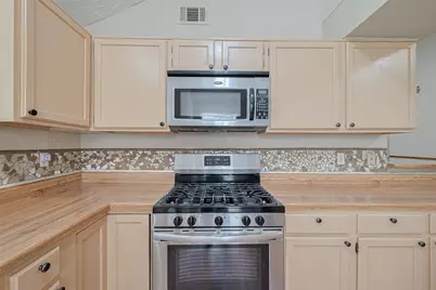 6907 Yardley Drive, Katy, TX 77494 - Photo 11