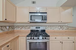 6907 Yardley Dr, Katy, TX 77494 - Photo 11