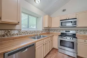 6907 Yardley Dr, Katy, TX 77494 - Photo 13