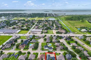 1717 24th Ave, Texas City, TX 77590 - Photo 5