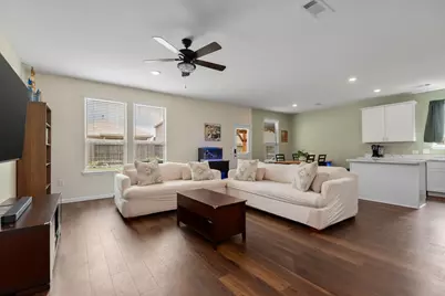 16307 Fontana Court, Conroe, TX 77302 - Photo 3